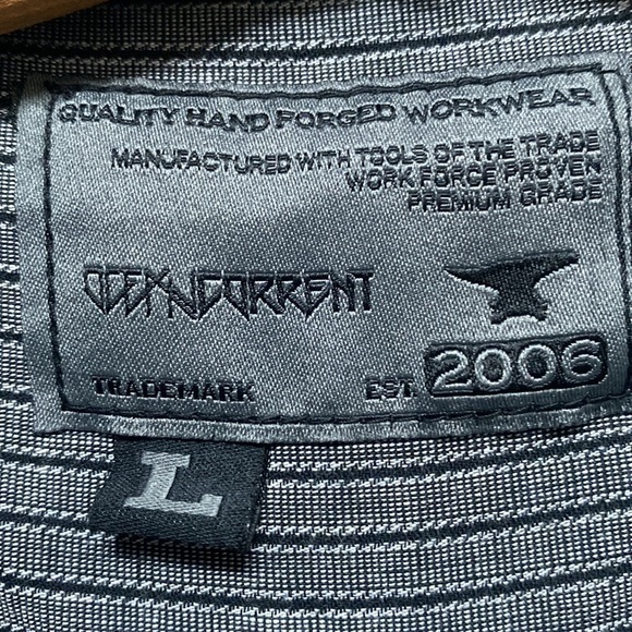 Ocean Current  Mens Button Up Shirt Size L Dark Gray Striped Long Sleeve (M-459) - Picture 5 of 10